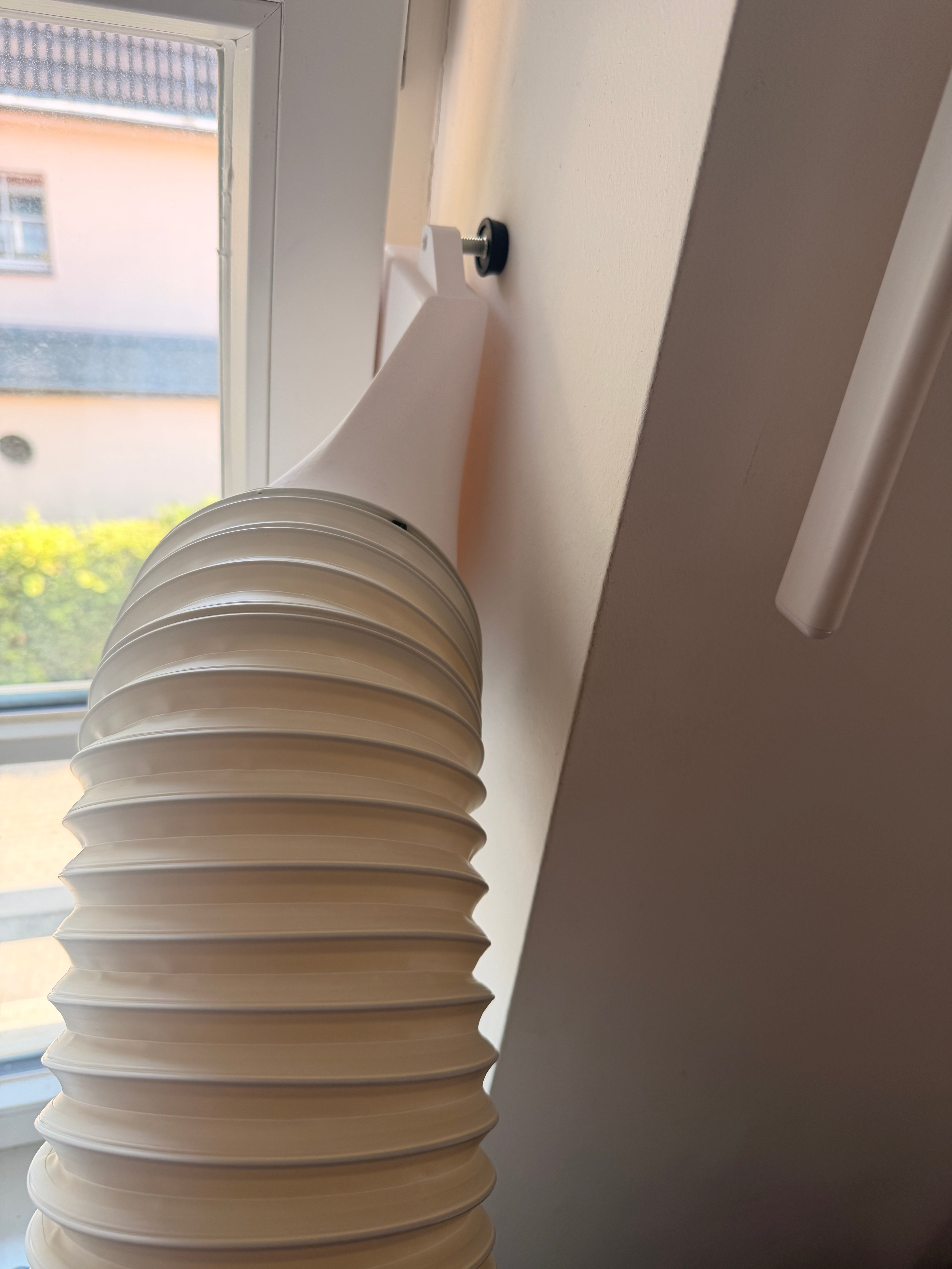 Tilt or Skylight Adapter for Mobile Air Conditioner – Exhaust Hose Adapter
