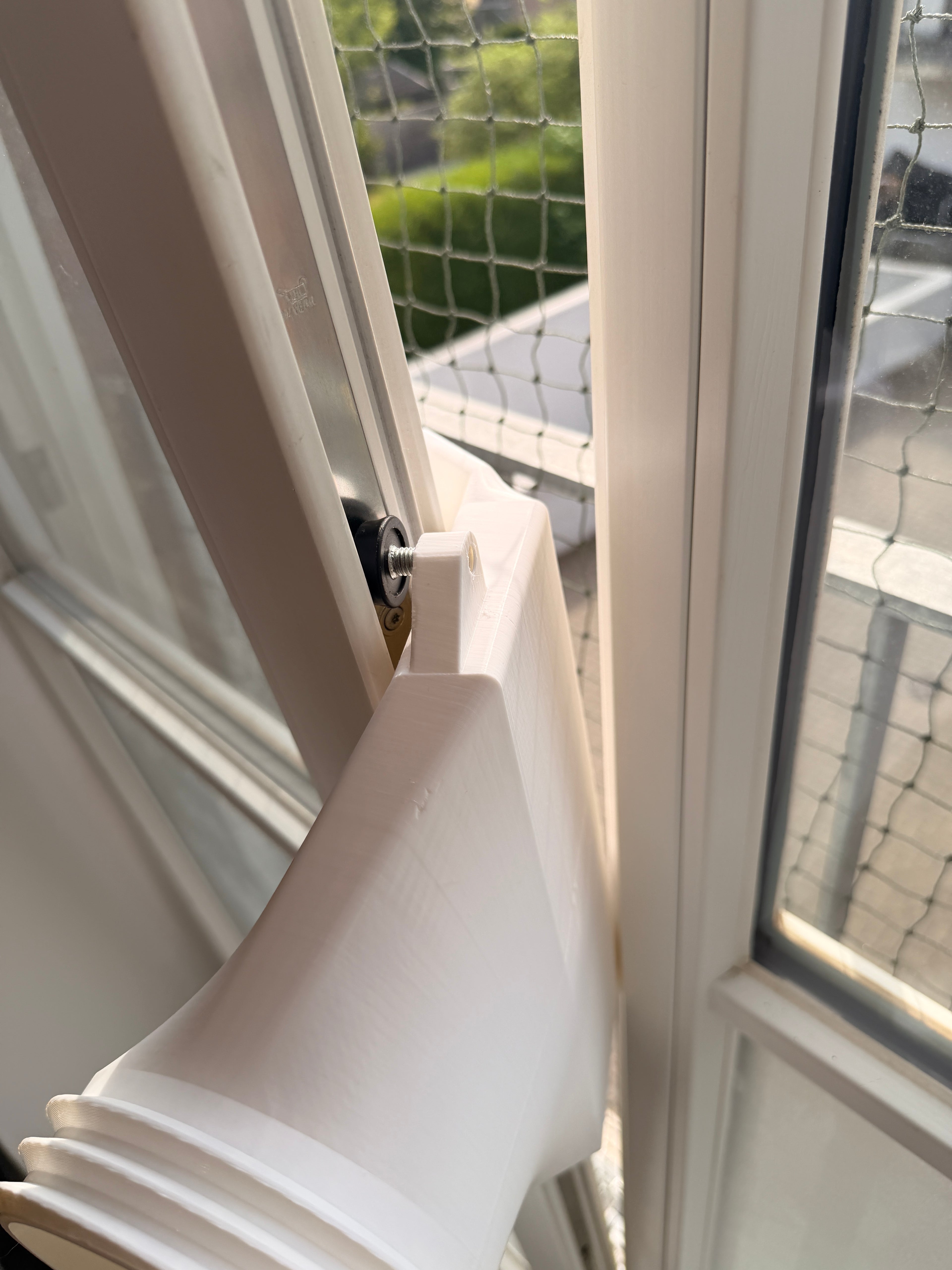 Tilt or Skylight Adapter for Mobile Air Conditioner – Exhaust Hose Adapter